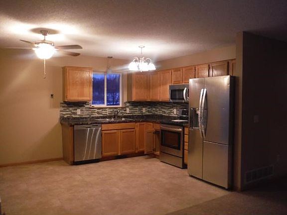 4th image of 9248 Oriole Ln