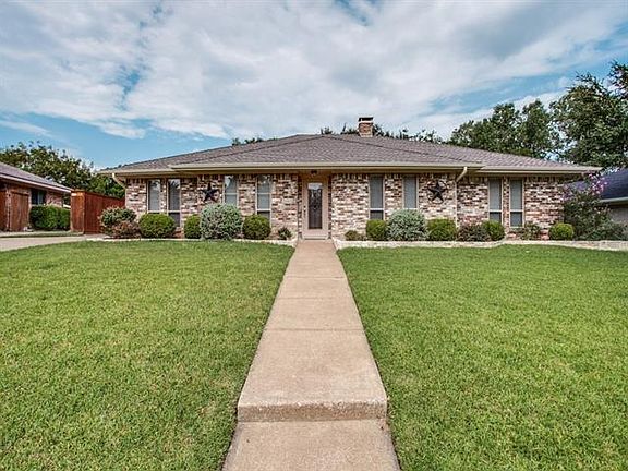 3rd image of 2909 Country Place Dr