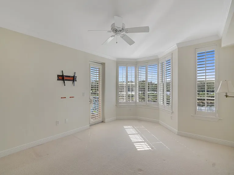 9013 Somerset Bay Ln #201 — Photo 10