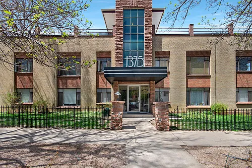 1375 N Williams St #207 Photo 1