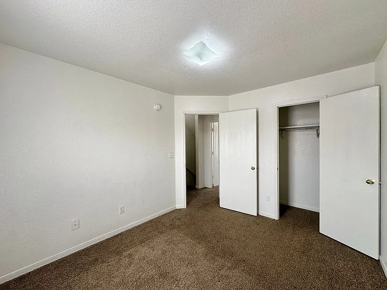 3206 Hereford Lane — Photo 22