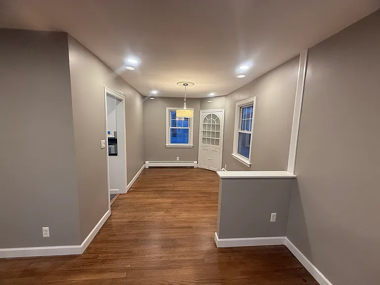 157 Sunset Ave — Photo 4