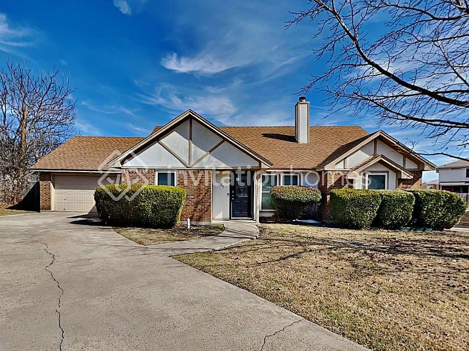 1st image of 525 E Jay Ct