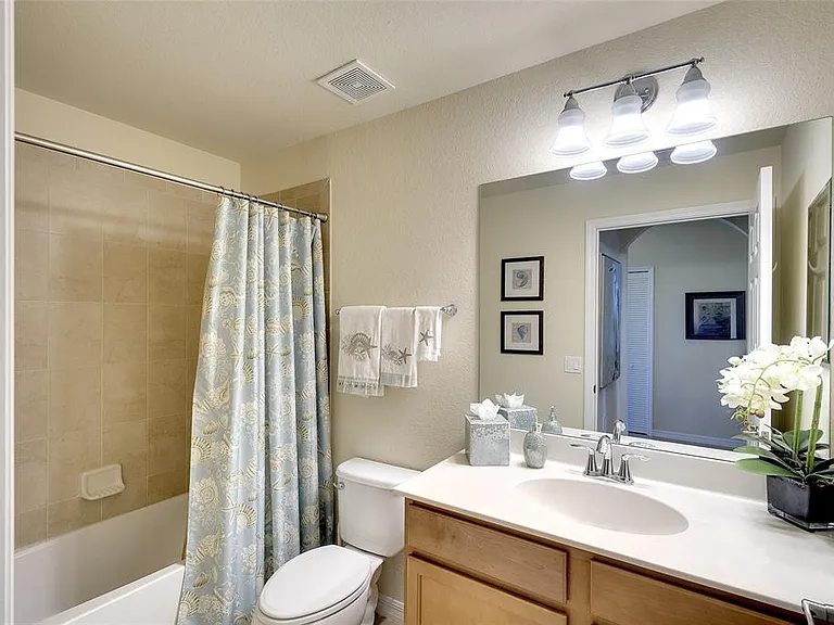 7121 River Hammock Dr #303 — Photo 15