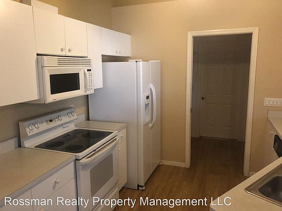 2nd image of 1405 SE 23rd St