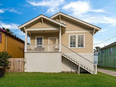2112 30th St, Galveston, TX, 77550