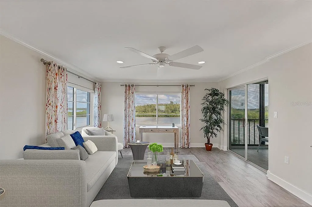 2 bed, 2.0 bath, 1380 sqft, $5,000 — Photo 2