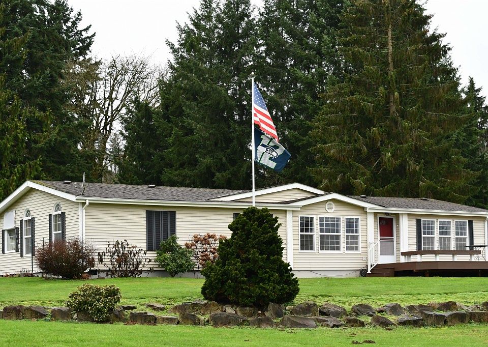 1st image of 16819 159th Dr SE