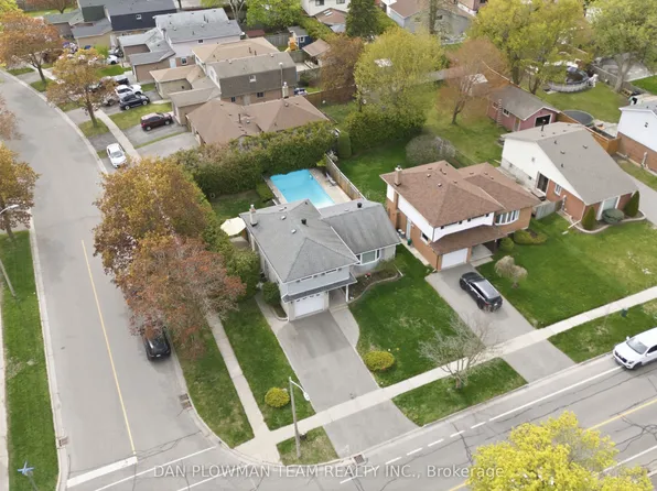 986 Central Park Blvd N, Oshawa, ON L1G 7A6