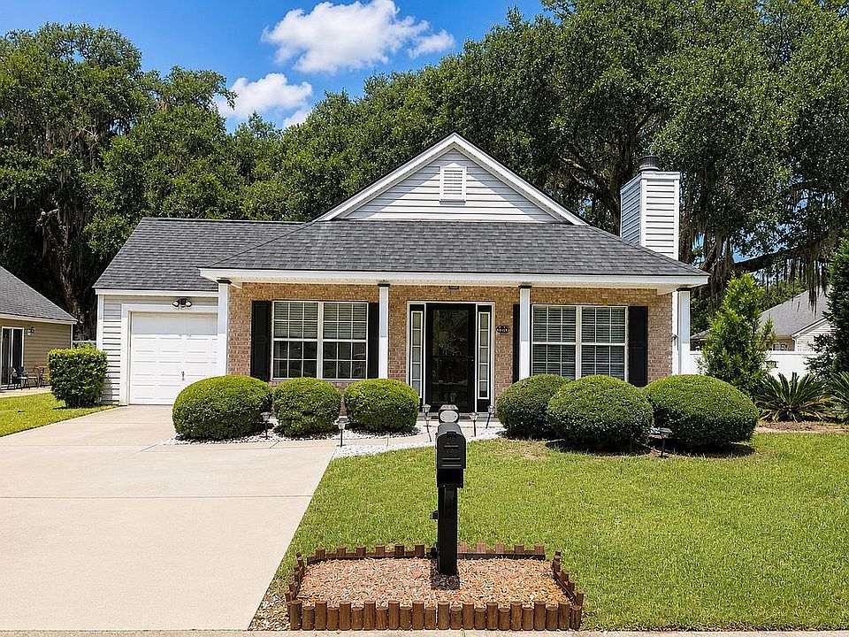1st image of 404 Live Oak Walk