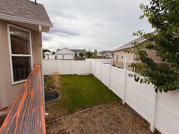 4th image of 9377 S Fire Lily Ln