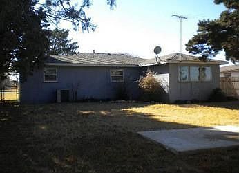 2nd image of 1305 W 4th St