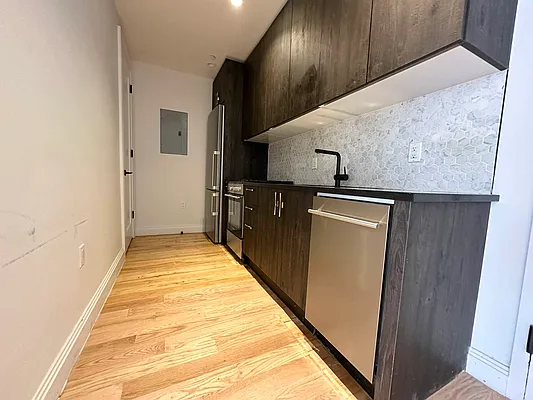 Rented by Premier One Realty LLC | media 2