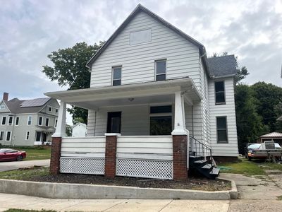 722 N Center St, Clinton, IL, 61727