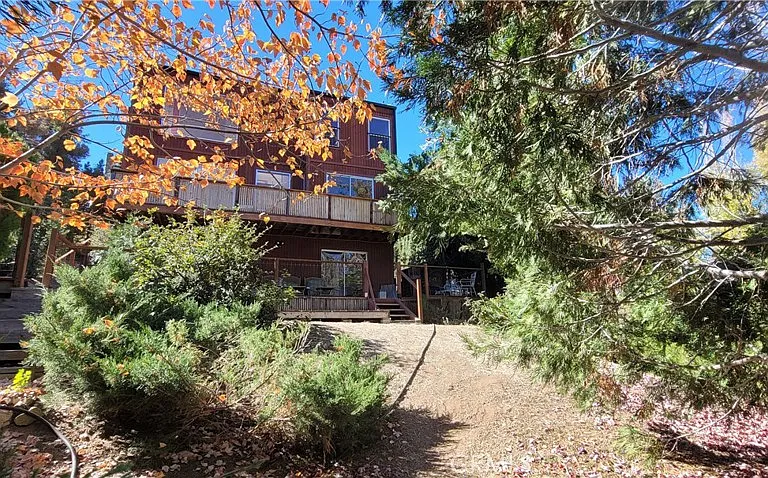 1317 Pinetree Dr — Photo 44