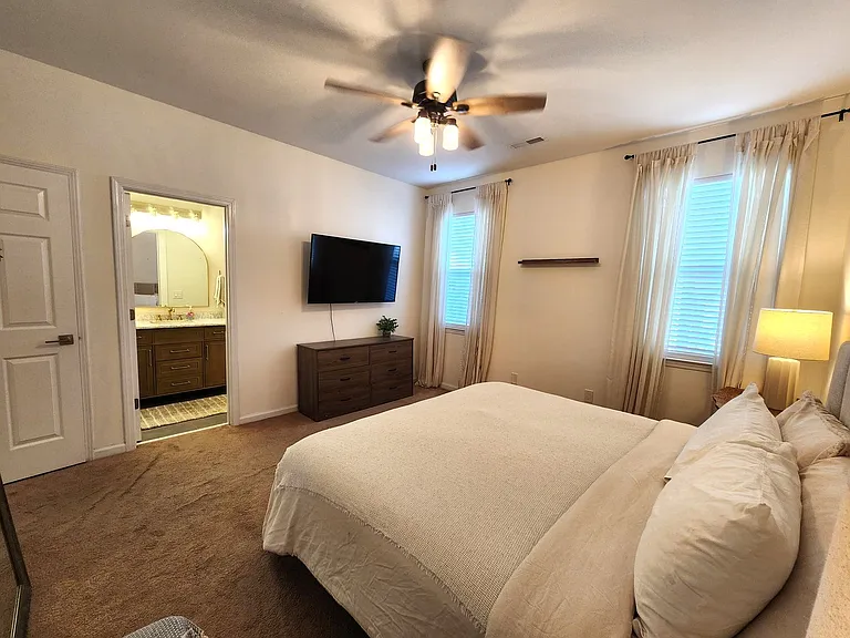 212 Sand Pebble Dr SE — Photo 21