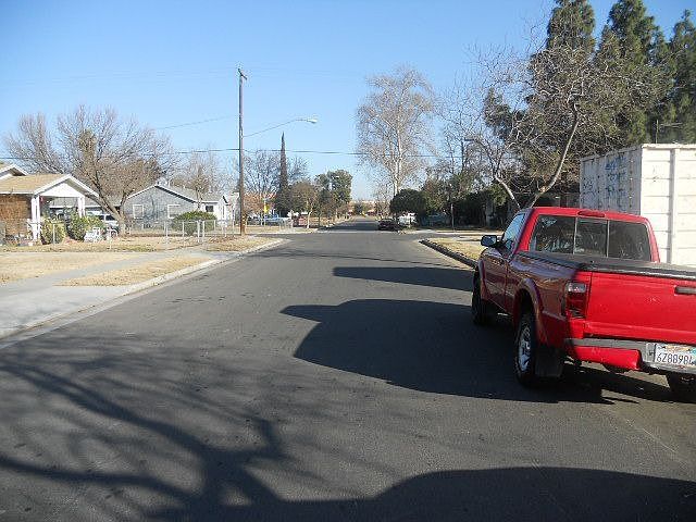 2nd image of 1440 E Cortland Ave