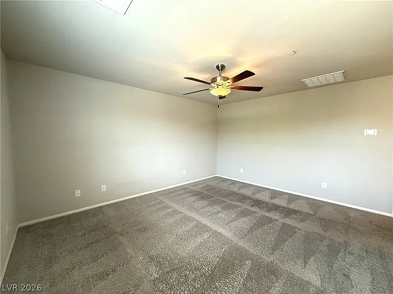 522 Spy Rock Ave — Photo 13
