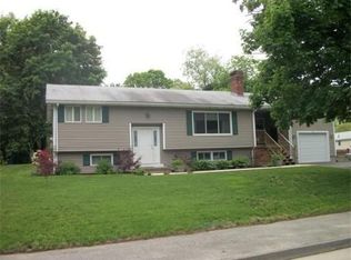 43 Causeway St, Hudson, MA 01749