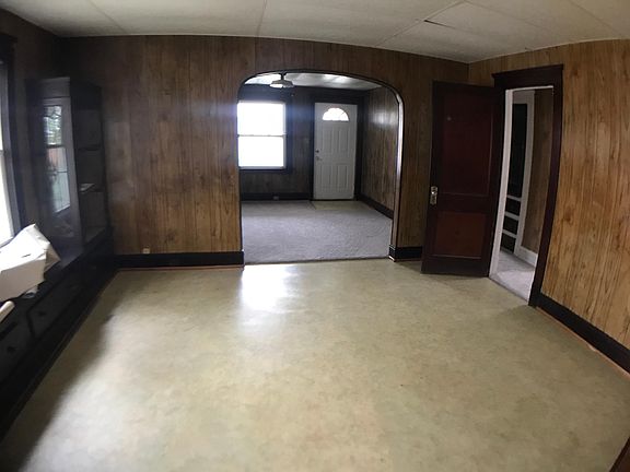4th image of 13212 S Parkway Dr