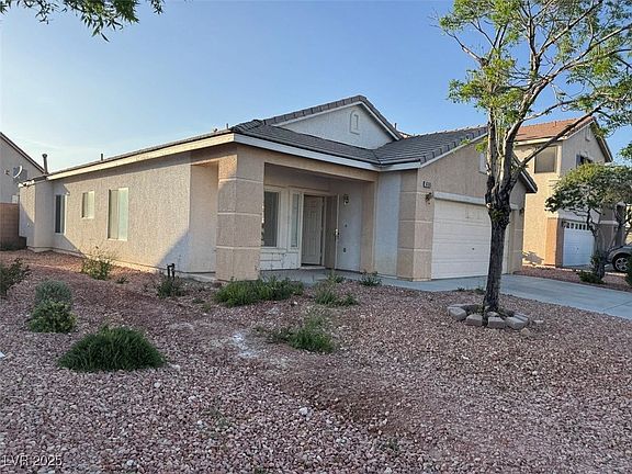 4th image of 6165 Highland Gardens Dr