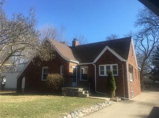 4138 Urbandale Ave, Des Moines, IA 50310