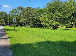 235 Horseshoe Bend Dr, Cowpens, SC 29330