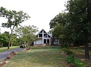 102 Ottowa Cv, Lake Kiowa, TX 76240