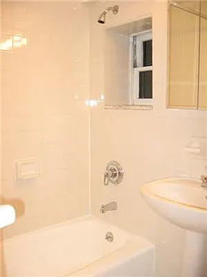 Rented by City Connections Realty | media 24