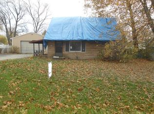 2414 Burbank St, Joliet, IL 60435