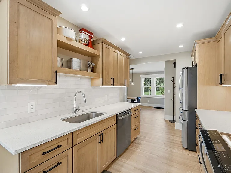 3601 Erie Ave #1 — Photo 10