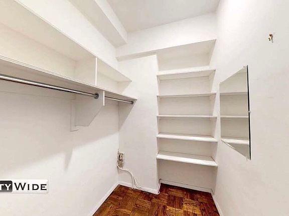 3rd image of 157 E 57th St #17J