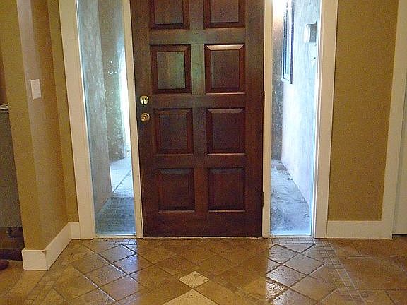 2nd image of 14516 Dogwood Pl
