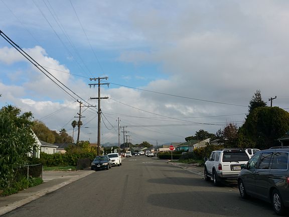 3rd image of 2773 Greenwood Dr