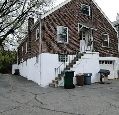 628 Probasco Street — Photo 2
