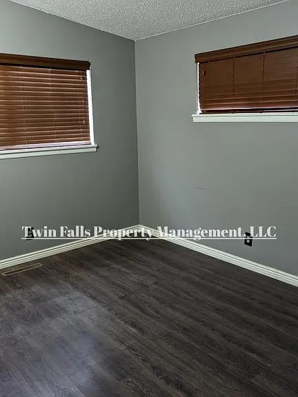 2121 Sherry Cir — Photo 17