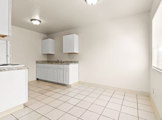 9706 Cherry St #4, Oakland, CA 94603