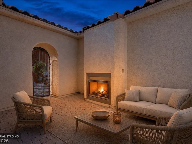 9738 Bear Trap Ct — Photo 2