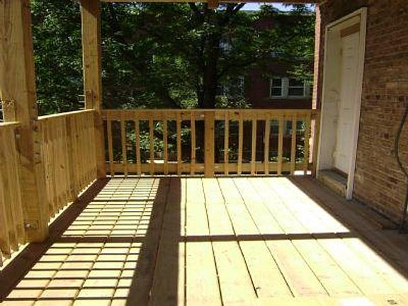 5th image of 1357 W Winona St #2