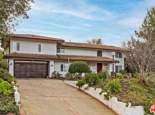 22482 Calipatria Dr, Calabasas, CA 91302