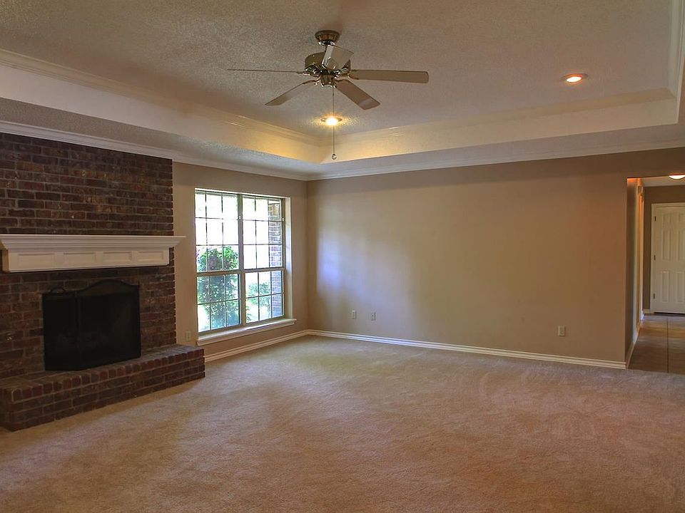 1st image of 3503 Clear Creek Cir
