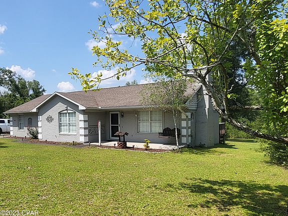 4th image of 2634 Vancouver Dr
