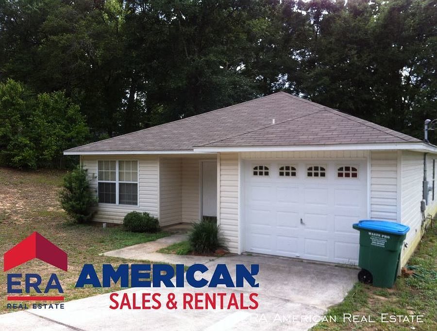 2nd image of 229 Panama Ave