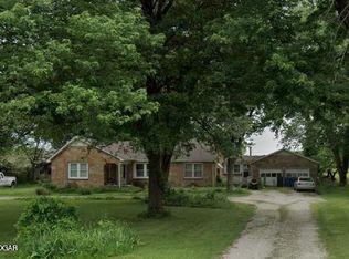 1451 Prairie Flower Rd, Webb City, MO 64870