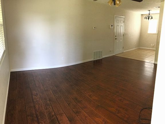 2nd image of 2409 NW 42nd St