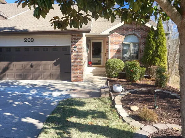 209 Eagle Pointe Drive, Branson, MO 65616