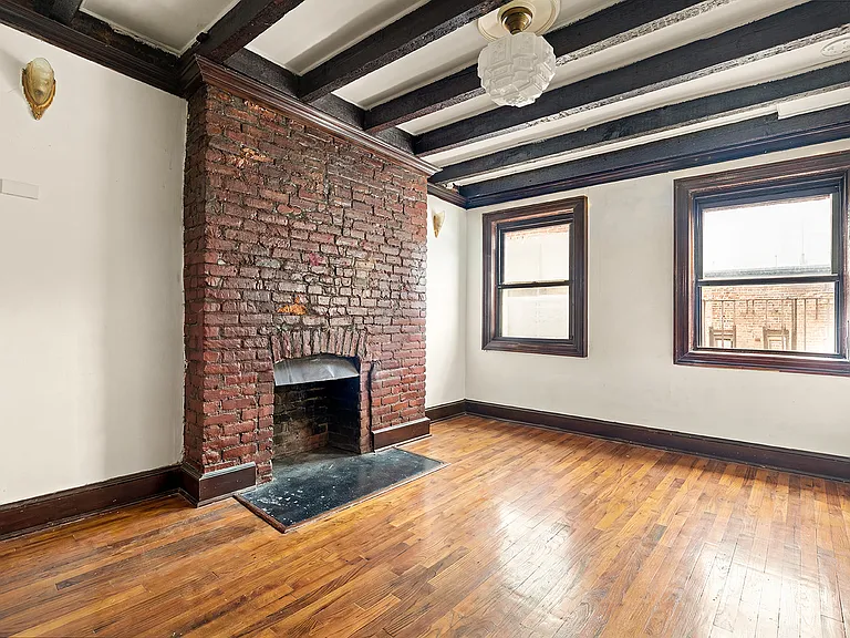 113 W 15th St #3E — Photo 5