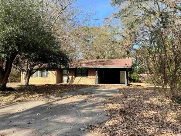 10550 Maple Dr, Bastrop, LA 71220