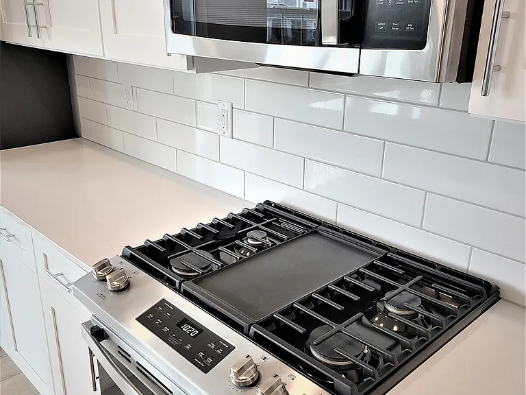 6929 Adalene Ln — Photo 8