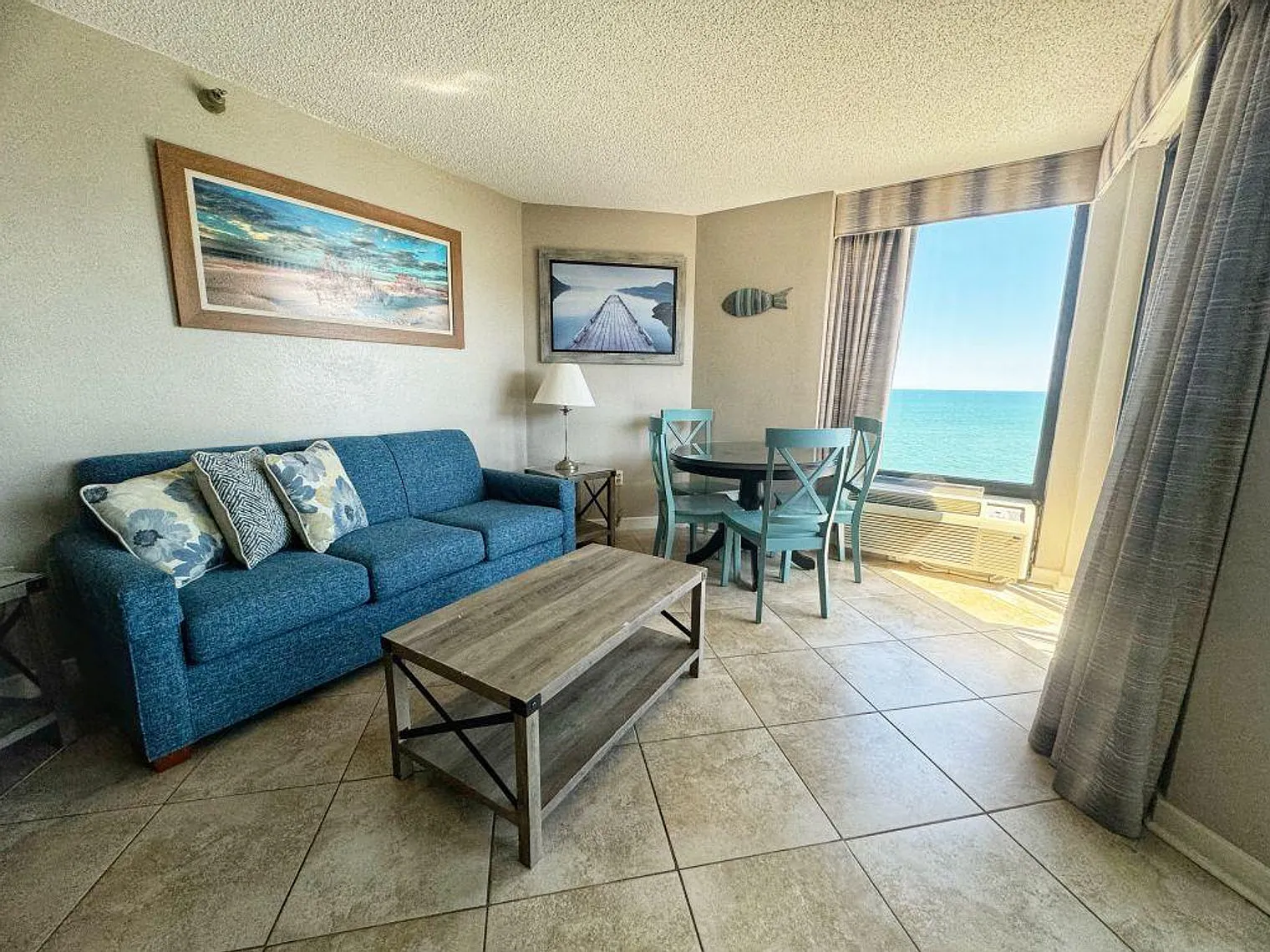 1 bed, 1.0 bath, 645 sqft, $3,187 — Photo 4